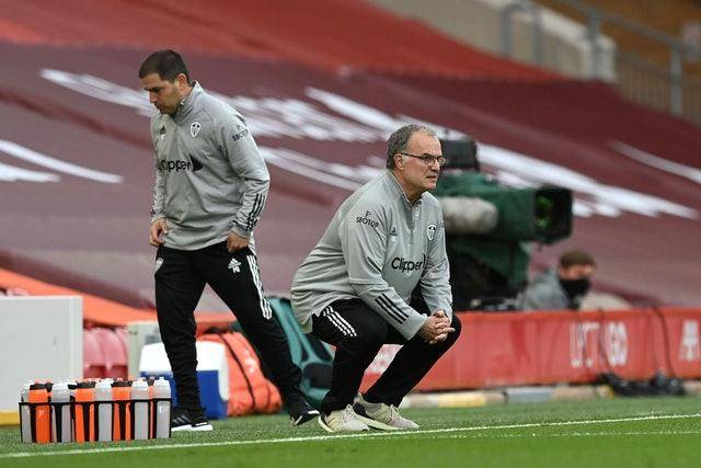 布朗28分绿军险胜狼队5连胜 篮网送国王3连败